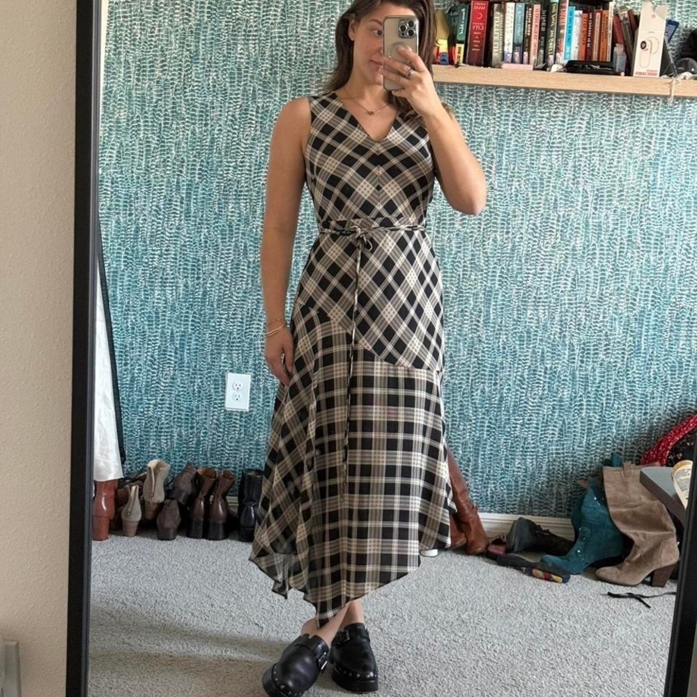 Vince Camuto plaid asymmetrical midi dress - Picture 3 of 6